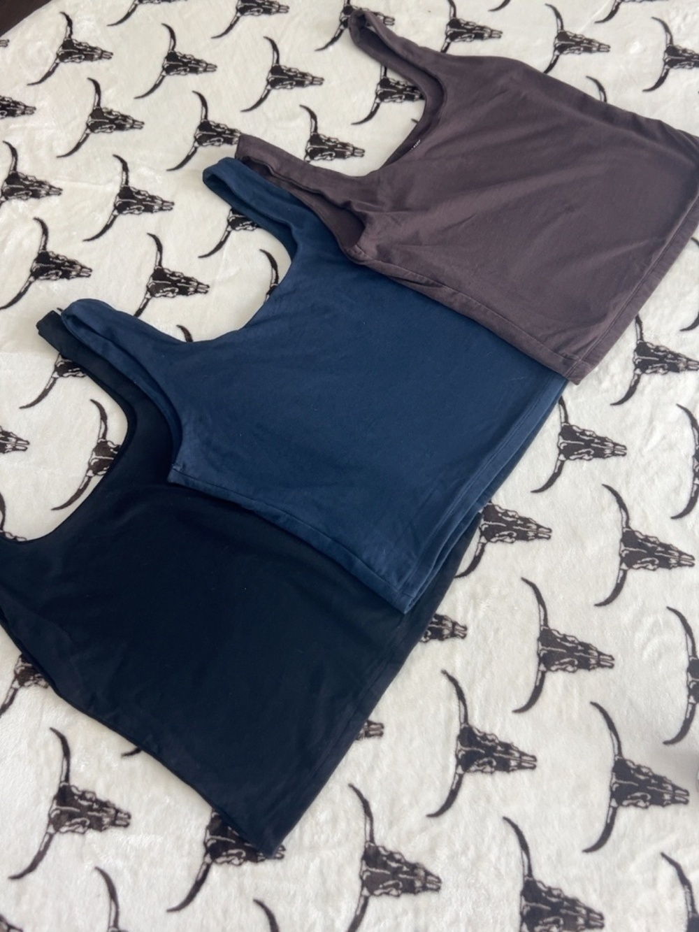 Old Navy 3 Pack Scoop Neck Tank Tops Black Navy Brown Medium